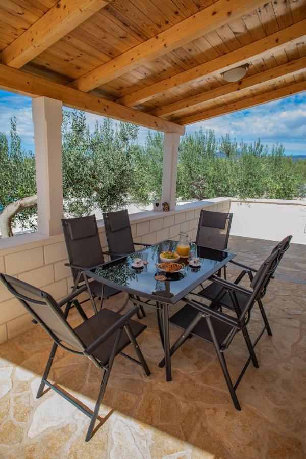 Opg Villa Meri Pucisca Bagian luar foto